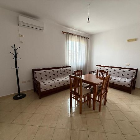 Hotelgodini Golem  Bagian luar foto
