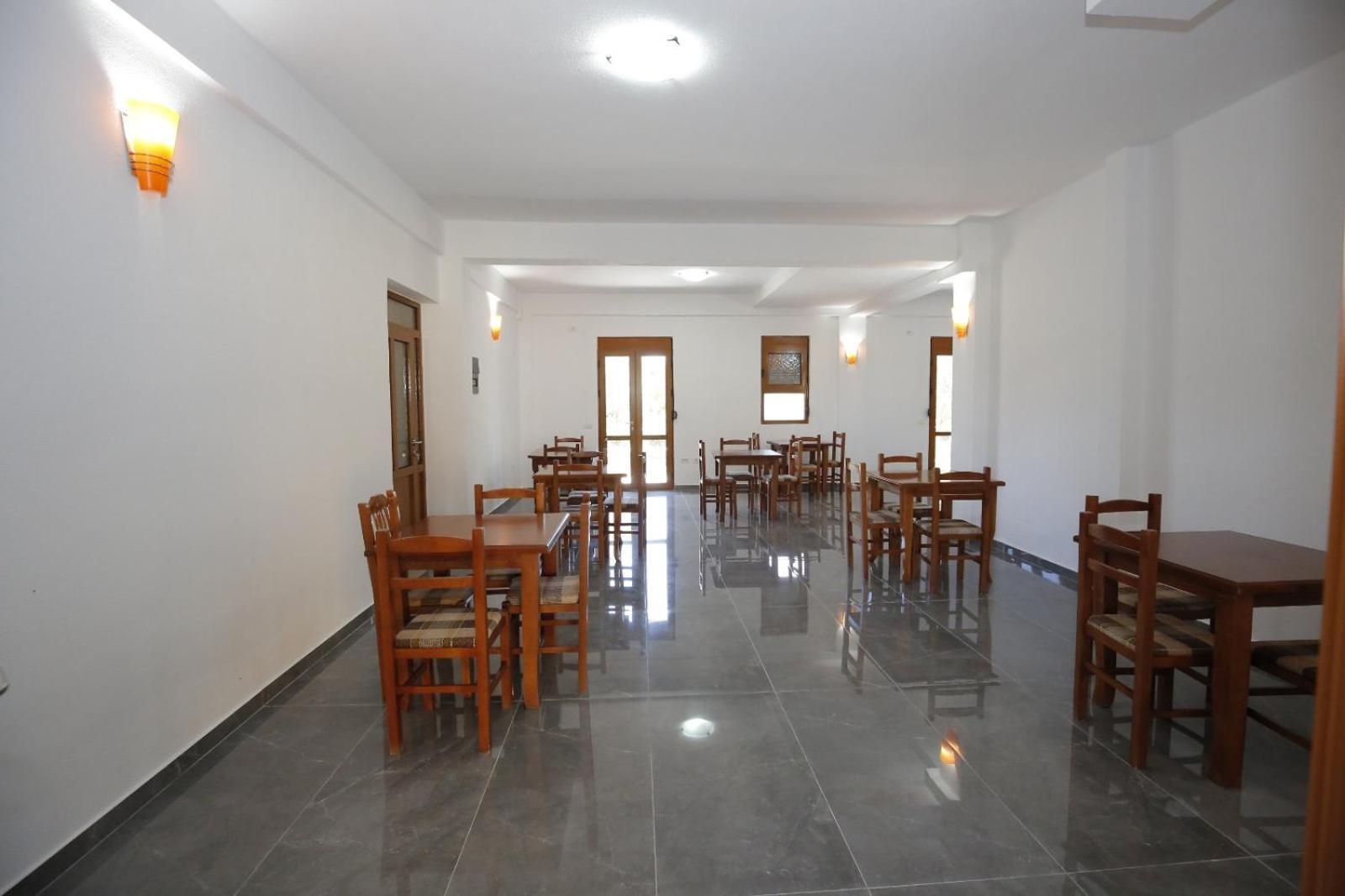 Hotelgodini Golem  Bagian luar foto
