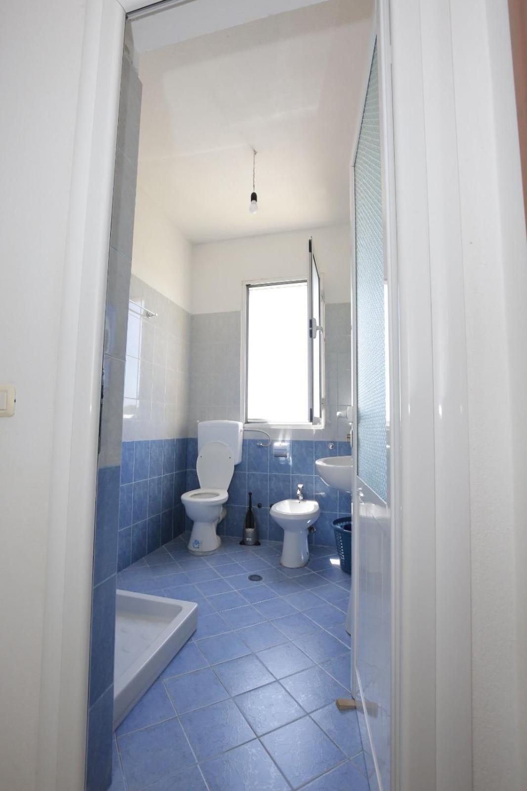 Hotelgodini Golem  Bagian luar foto